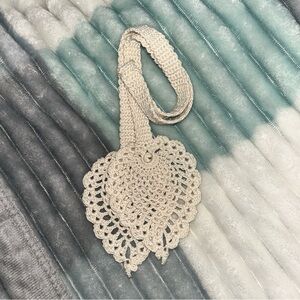 Vintage style Elegant Cream Crochet Heart Necklaces accent